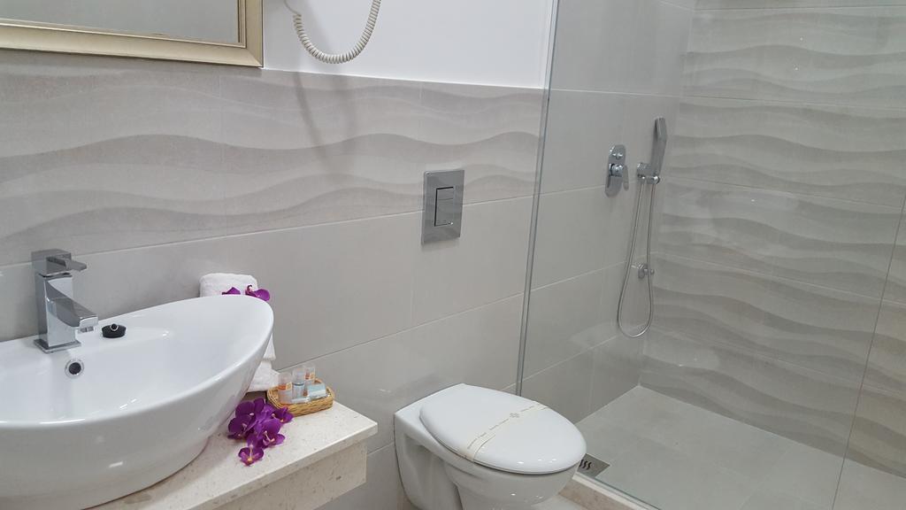הרצג-נובי Guesthouse Laterna מראה חיצוני תמונה