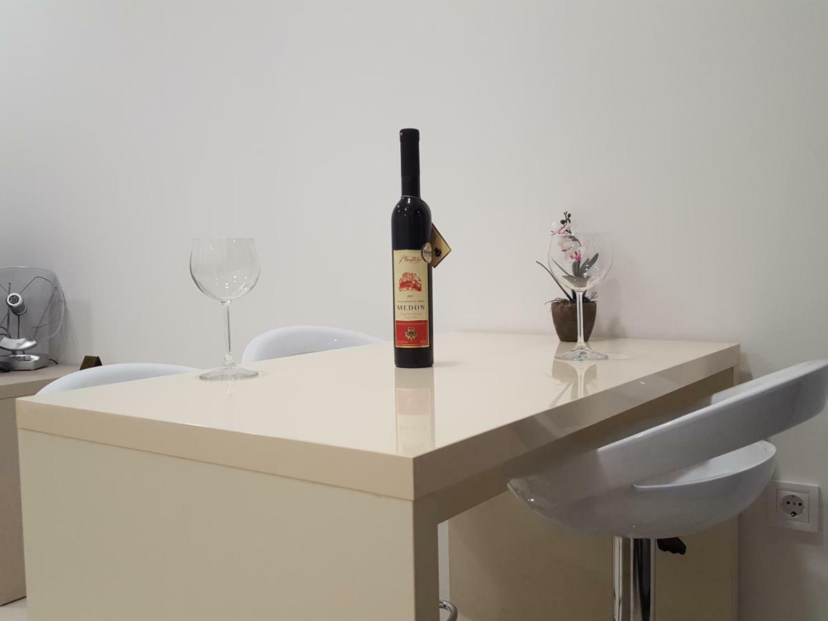 הרצג-נובי Guesthouse Laterna מראה חיצוני תמונה